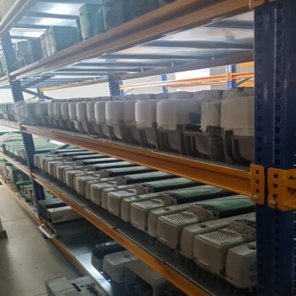 Sp2401 sürücü Control Techniques - Nidec