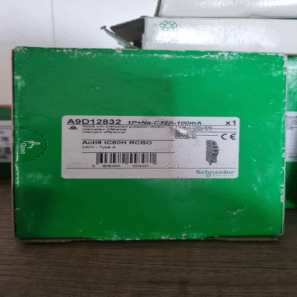 A9D12832 Schneider Electric